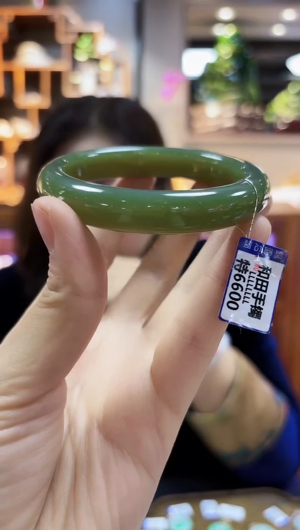 【闪购商品】和田玉手镯未镶嵌58.7