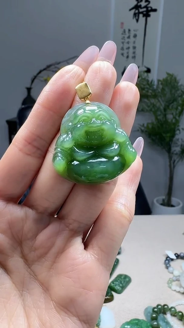 吊坠(不含链)18K金镶嵌和田玉1
