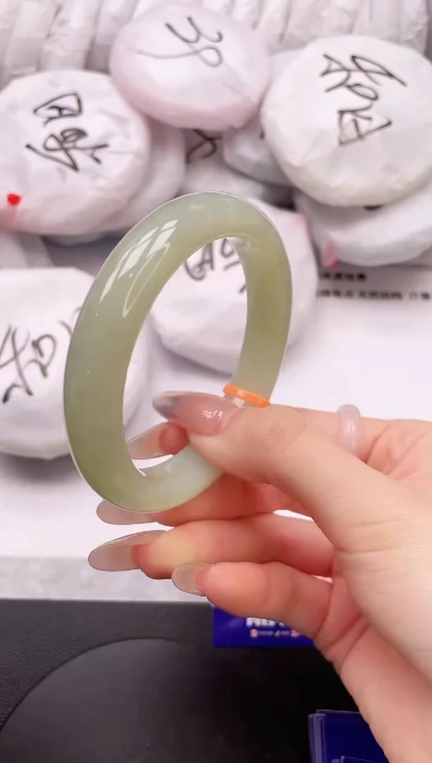 【闪购商品】和田玉手镯未镶嵌20K244-57