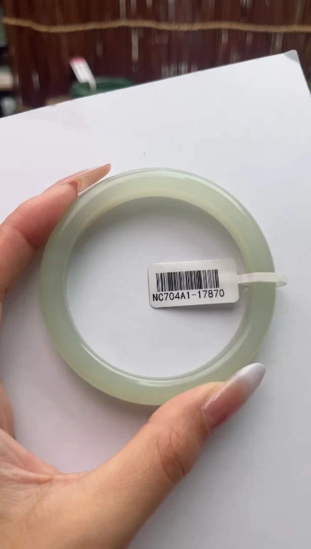 未镶嵌手镯和田玉60+