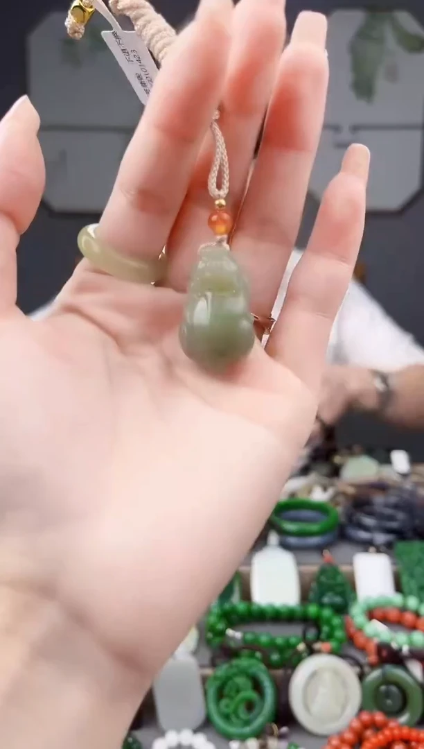 颈饰未镶嵌和田玉 多样性发货拍一单发一个