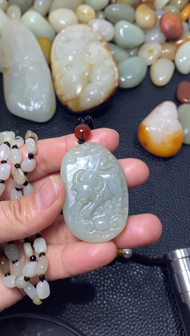 未镶嵌和田玉包链和田玉