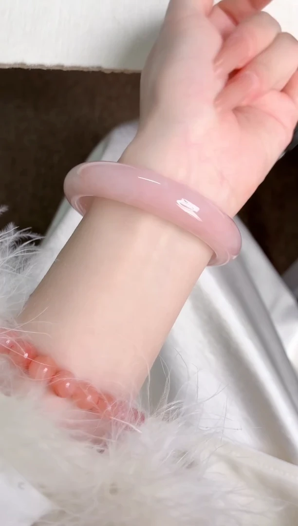 未镶嵌手镯石英质玉桃花65-圈口57.8