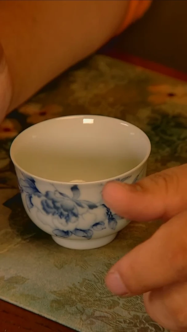 杯手工手绘杯杯很美丽