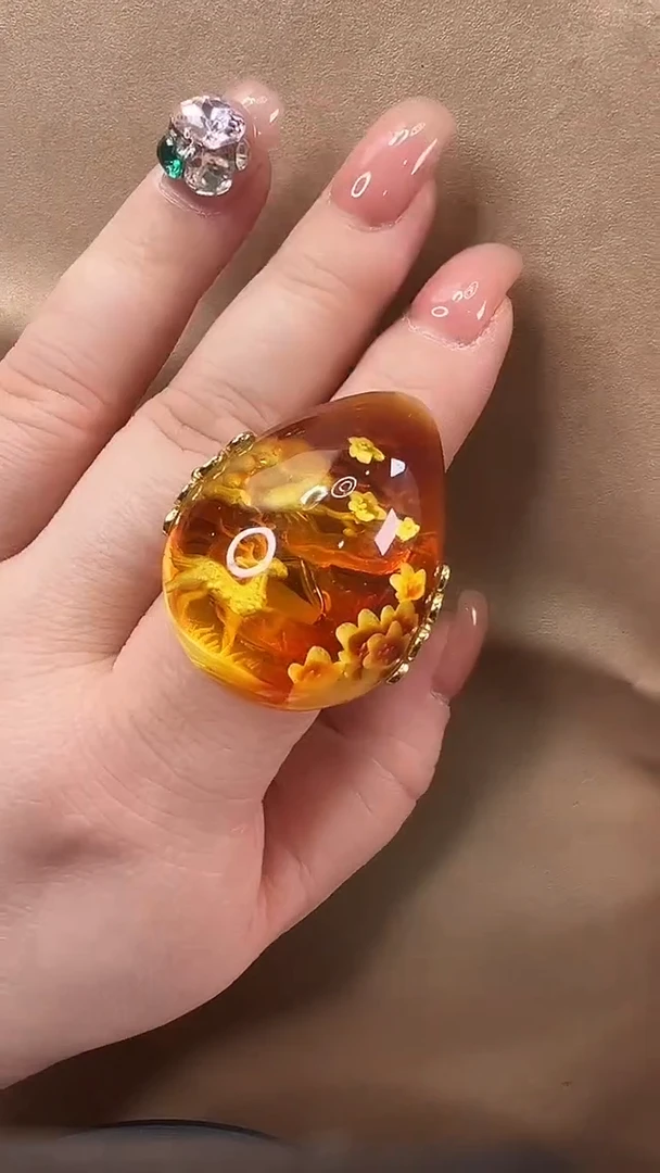 琥珀颈饰未镶嵌戒指