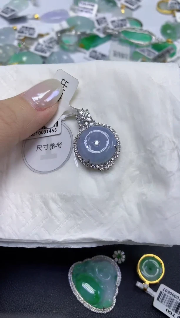 颈饰未镶嵌翡翠天然缅甸翡翠A货百元以上9元证书费自理