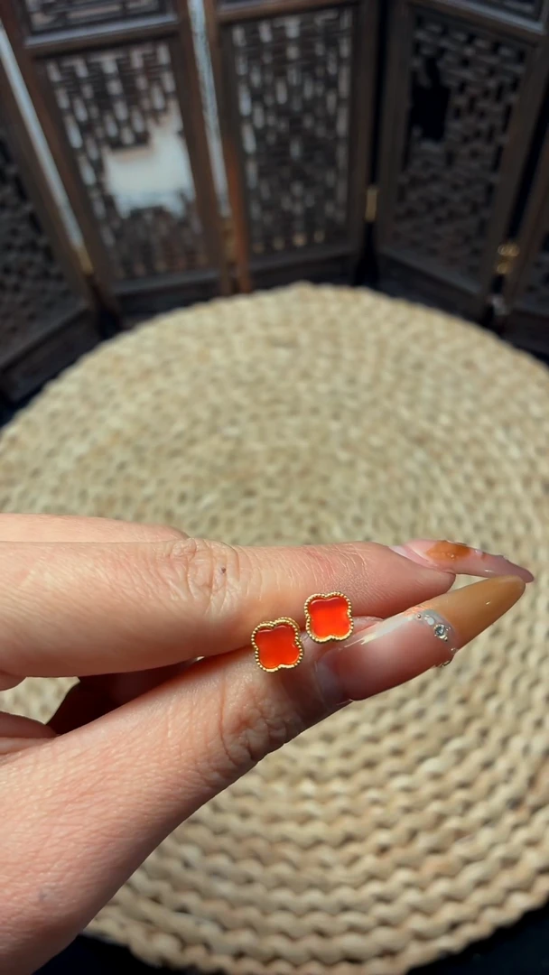 银S925镶嵌耳饰南红玛瑙四叶草冰红耳钉