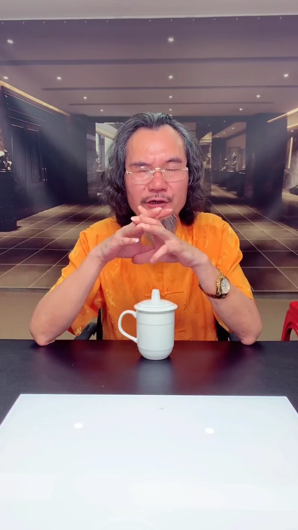 定制翡翠未镶嵌富***?天然翡翠（拍一发一）
