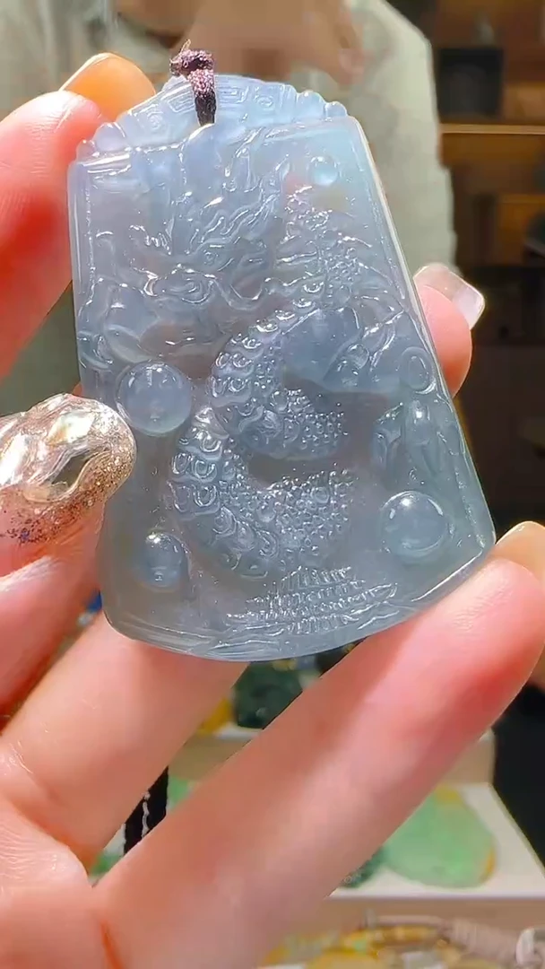 颈饰未镶嵌翡翠多样性发其一  龙牌   39.9