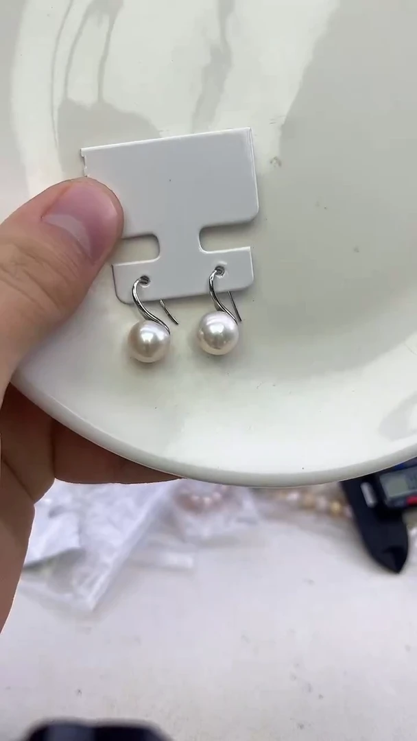 未镶嵌耳饰淡水珍珠白色系耳饰