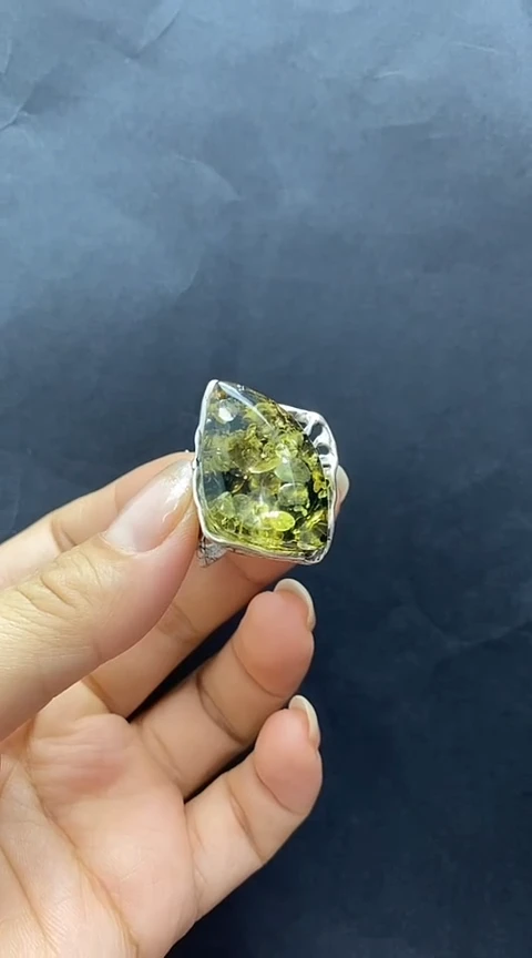 银S925镶嵌琥珀裸石琥珀戒指