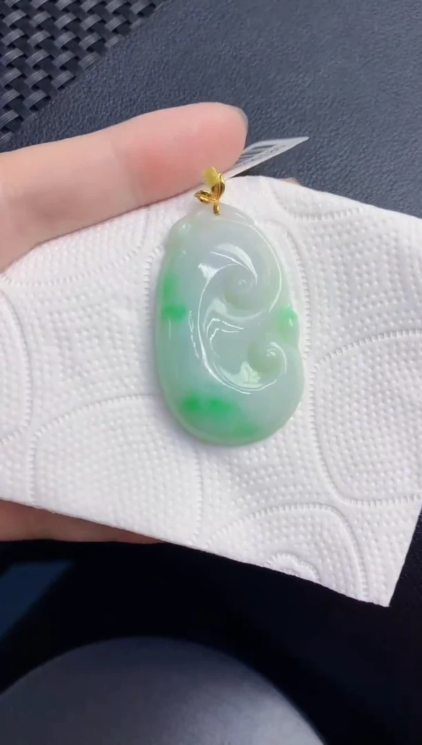 颈饰18K金镶嵌翡翠天然翡翠缅甸A货