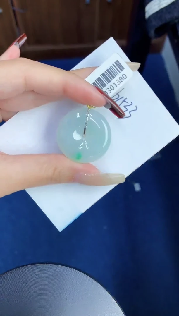 【闪购商品】翡翠颈饰18K金镶嵌000000000