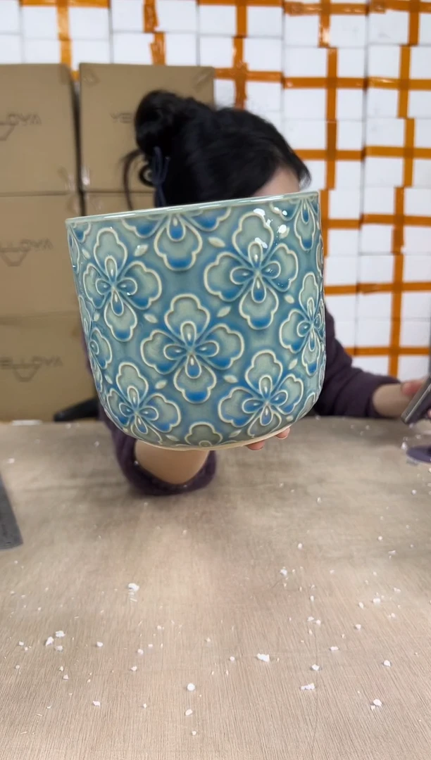 浮雕花朵渐变蓝15x14