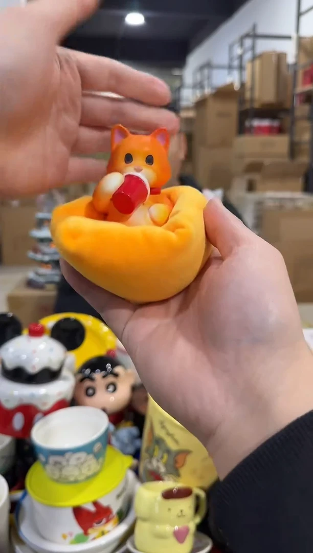 瓷片猛兽派对 玛奇朵摆件