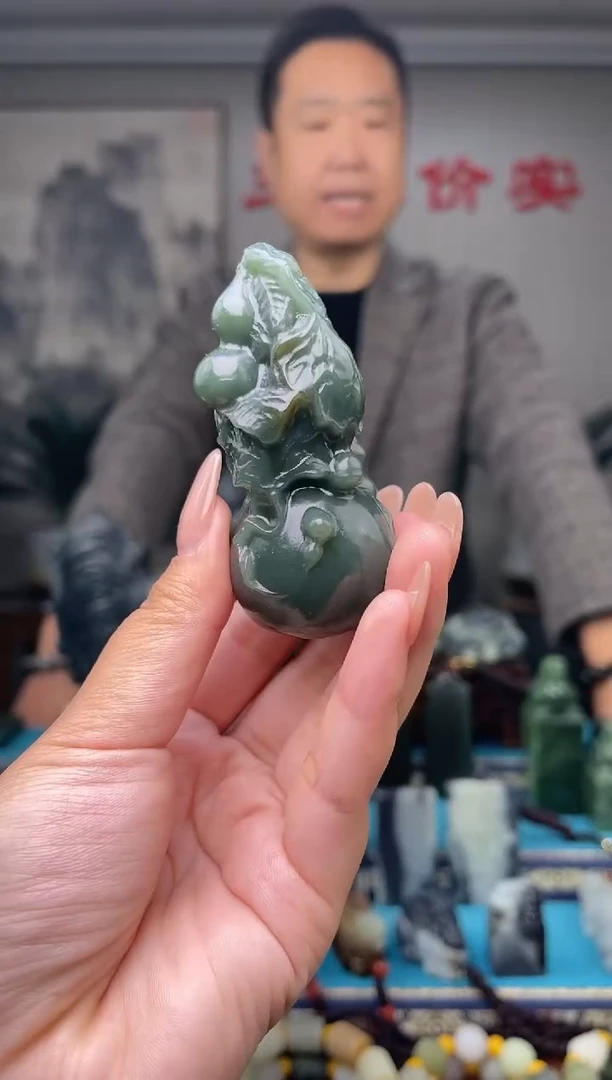 未镶嵌和田玉挂件1