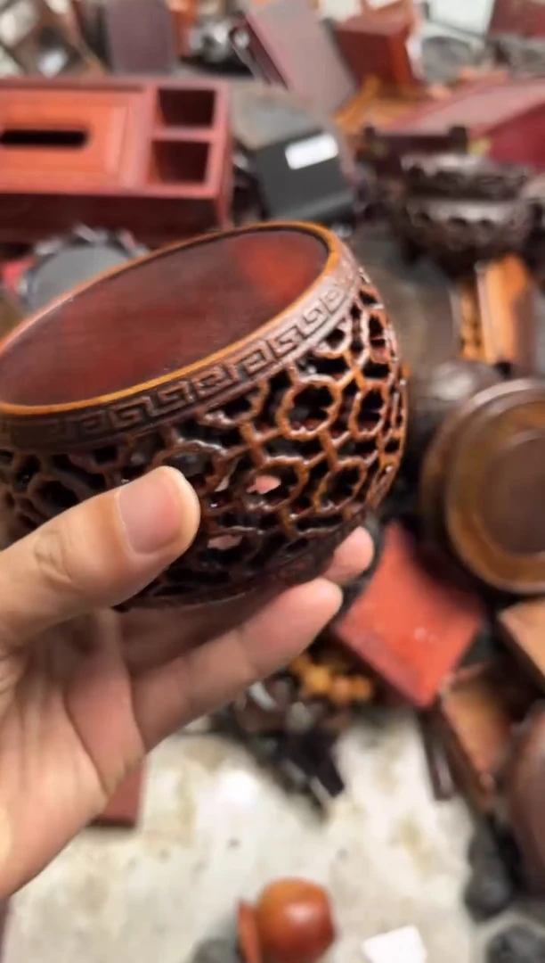 木147红酸枝战鼓底座大号