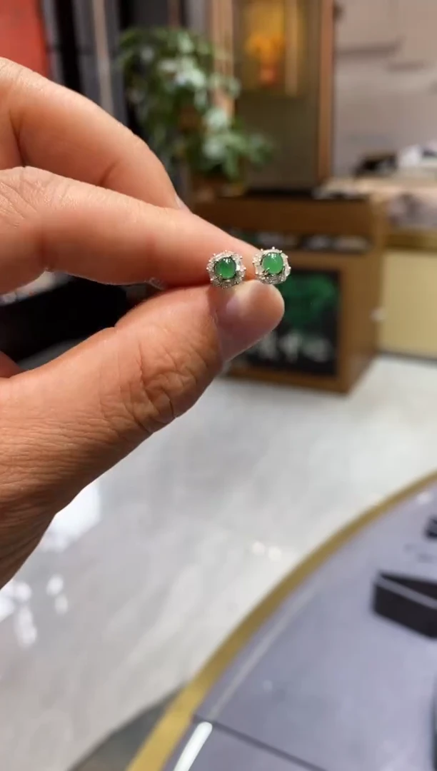 【闪购商品】翡翠耳饰银S925镶嵌亏米福利