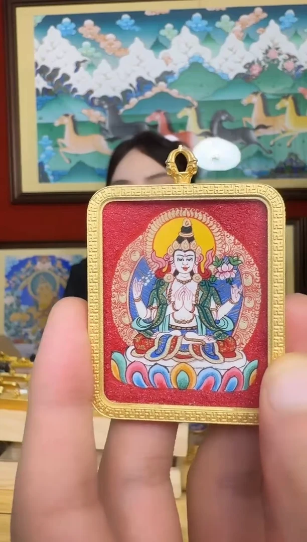 吊坠四臂观音-热贡纯手绘周毛