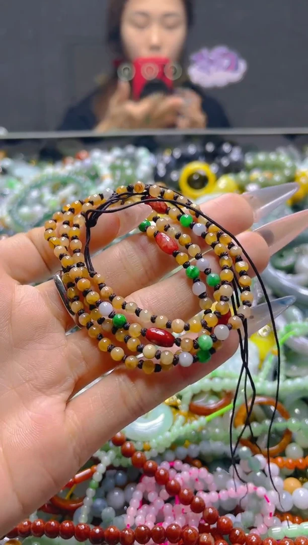 颈饰未镶嵌翡翠3MM