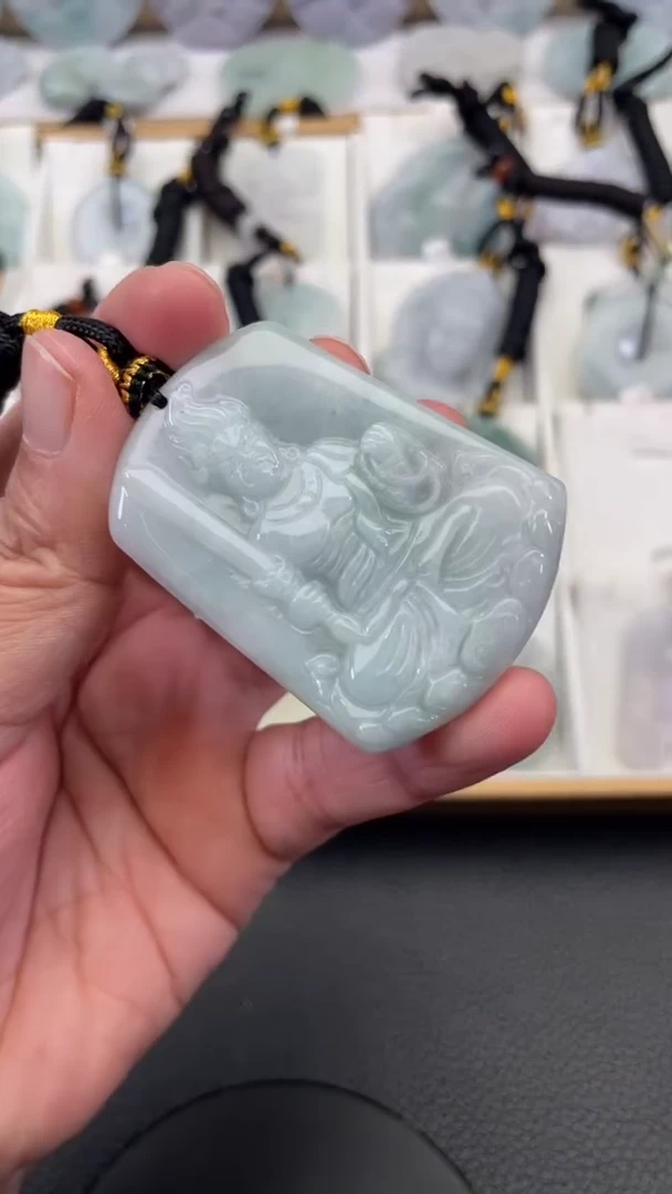 颈饰未镶嵌翡翠天然缅甸翡翠A货207
