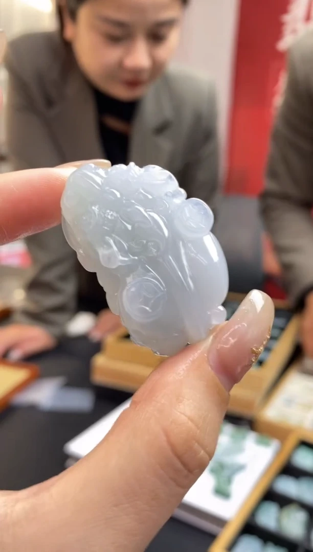 未镶嵌定制翡翠翡翠毛货~