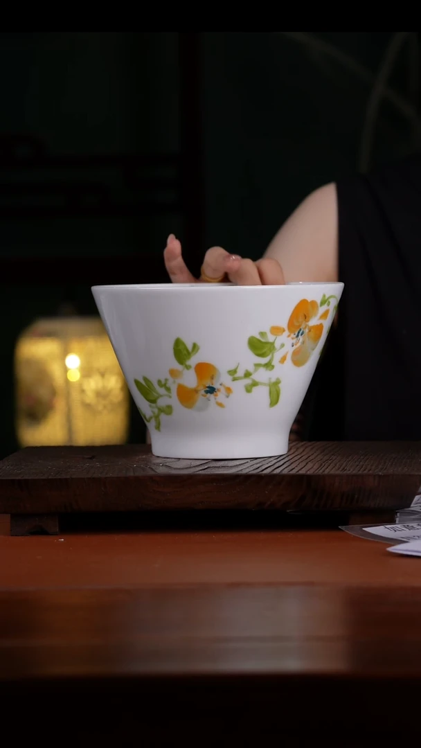 瓷景德镇釉中彩斗笠汤碗直径17.5高12