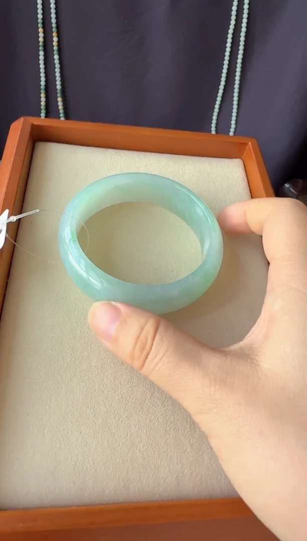 未镶嵌手镯翡翠57.2