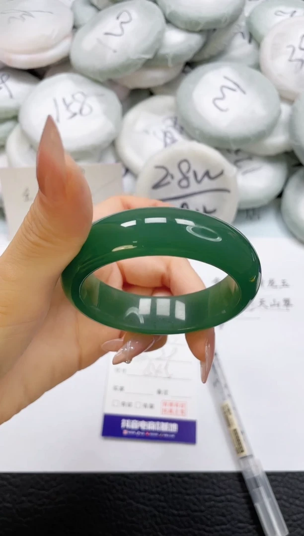 石英质玉手镯未镶嵌261-54