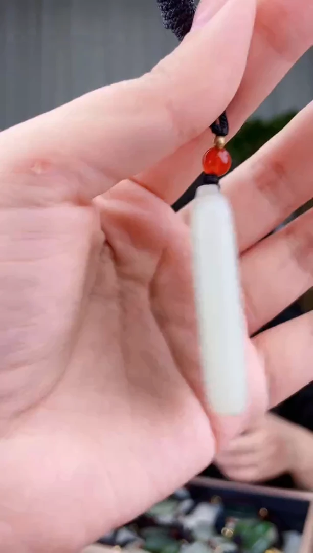 未镶嵌和田玉挂件拍一发一，多样性发货！