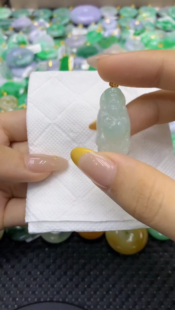 颈饰未镶嵌翡翠天然缅甸翡翠A货