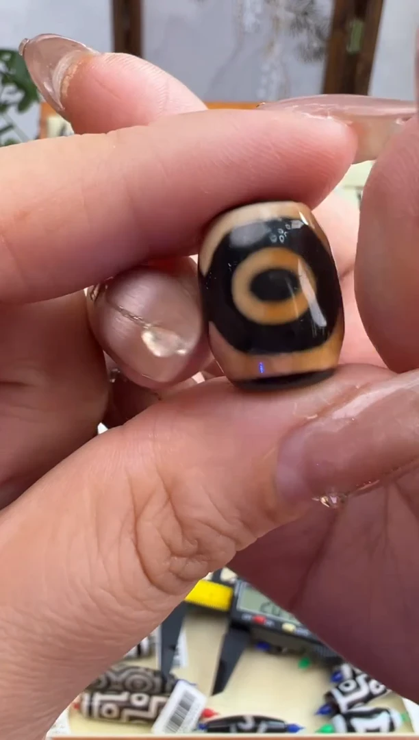 【闪购商品】玛瑙/玉髓吊坠(不含链)未镶嵌38.(微瑕随机发货)