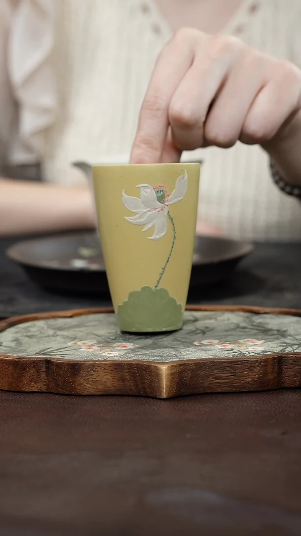 九隐茶器本绿荷花主人杯