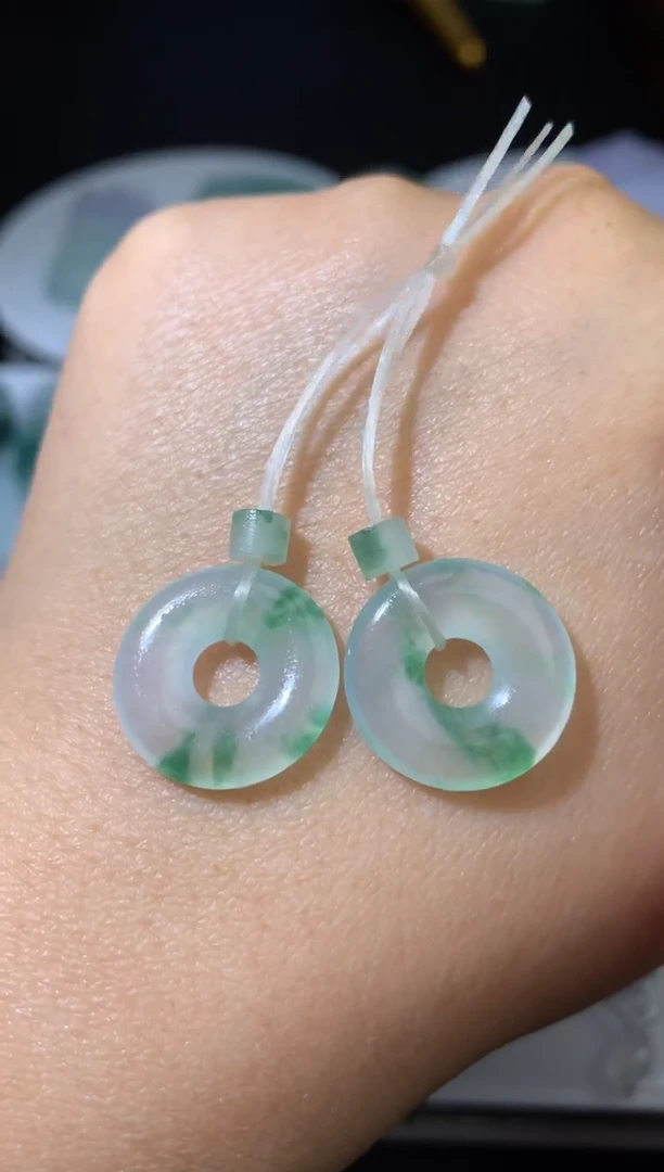 未镶嵌定制翡翠毛货