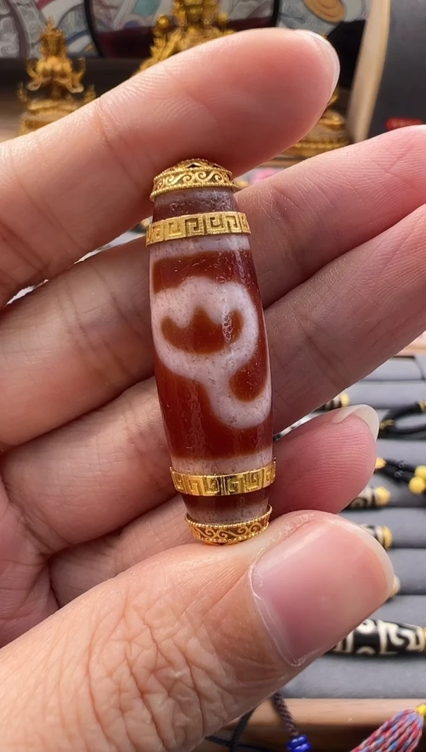 【闪购商品】玛瑙挂件18K金镶嵌吊坠