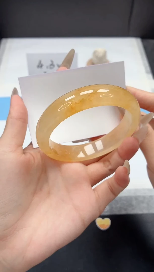 石英质玉手镯未镶嵌432/黄龙63.3