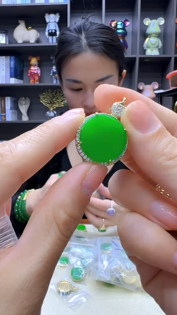 翡翠14K金镶嵌颈饰沉白diy劲饰