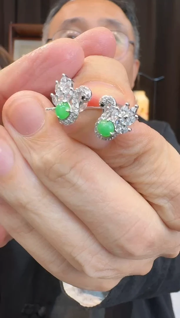 【闪购商品】翡翠耳饰银S925镶嵌耳钉