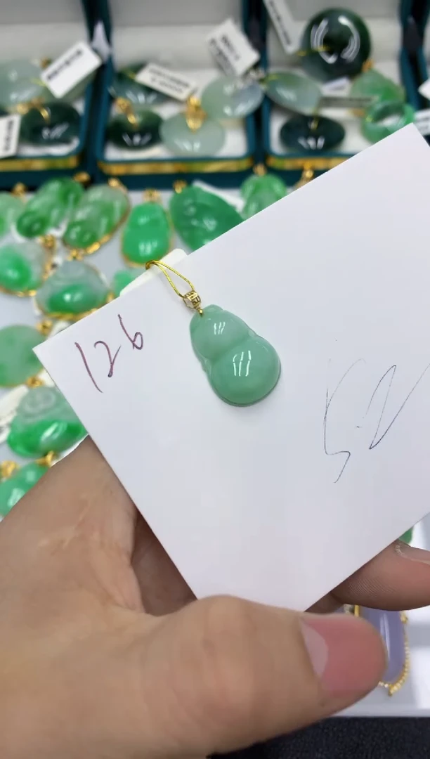 【闪购商品】翡翠颈饰18K金镶嵌号链接
