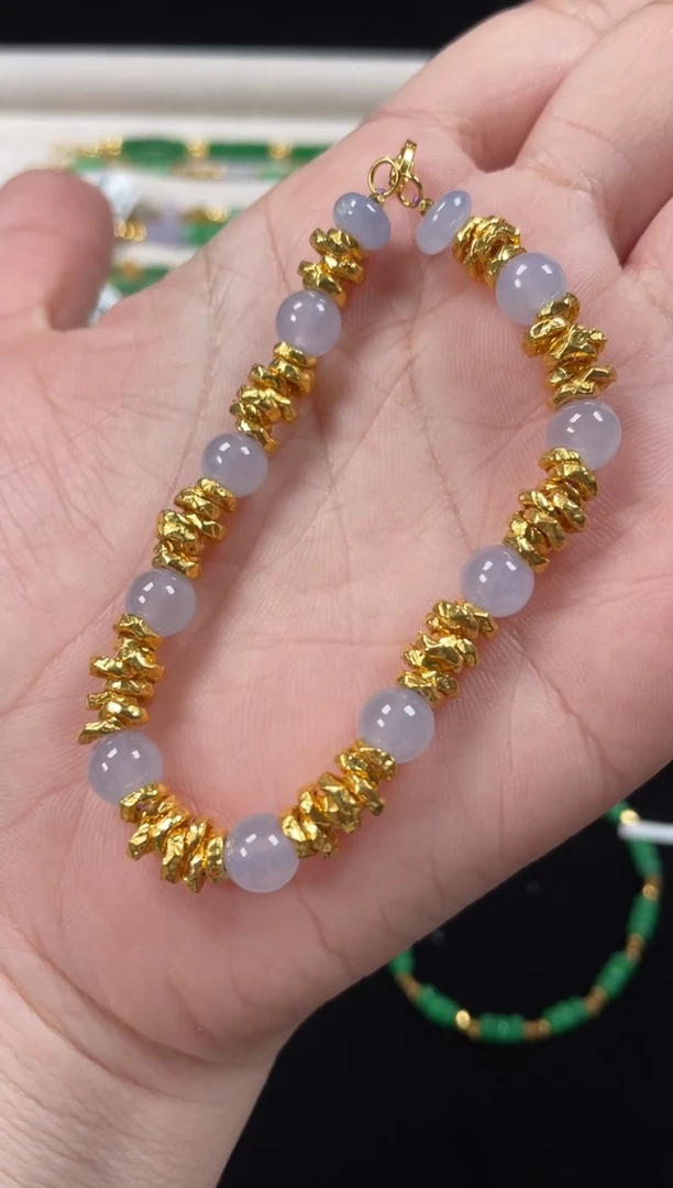 足金镶嵌手链翡翠一条  P251