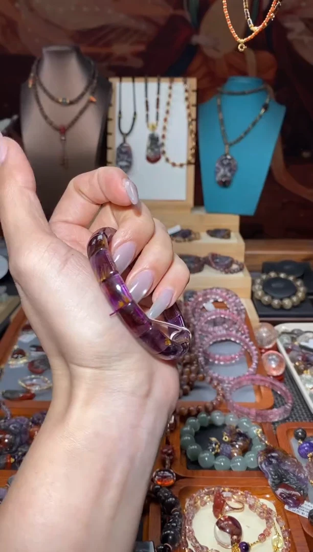 【闪购商品】水晶镯牌未镶嵌极光紫钛多样性发其1