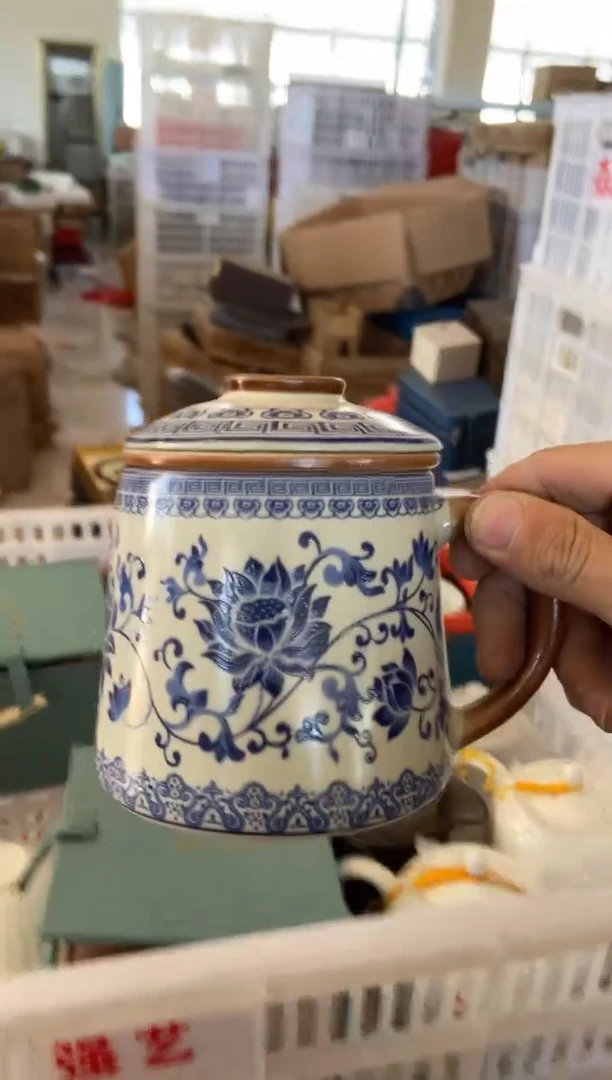 无运费险有瑕疵的摄影的产品有使用过的痕迹有点脏介意勿拍