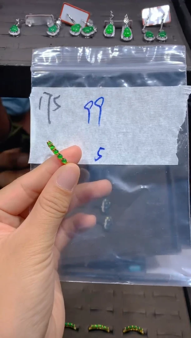 【闪购商品】定制翡翠未镶嵌175戒指多样性拍一发一毛货定制抛光