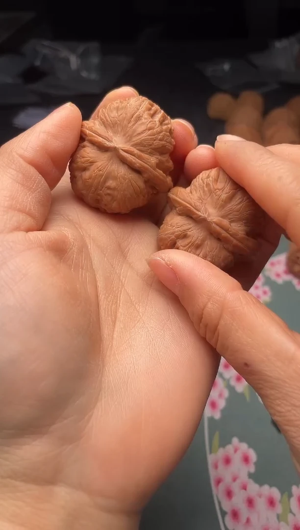 把件文玩核桃w302  元宝 40尺