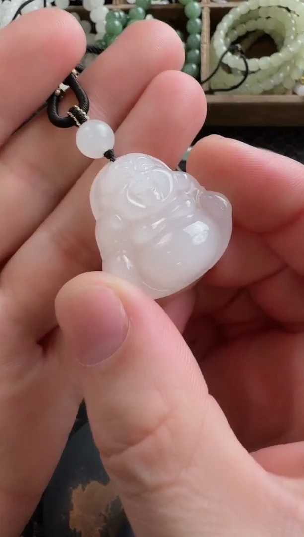 颈饰未镶嵌和田玉佛公