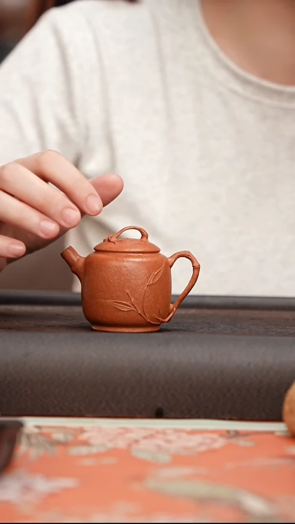 茶壶紫砂手磨粗砂金降坡竹趣100cc