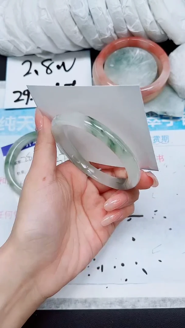 【闪购商品】石英质玉手镯未镶嵌A282-61/62/63