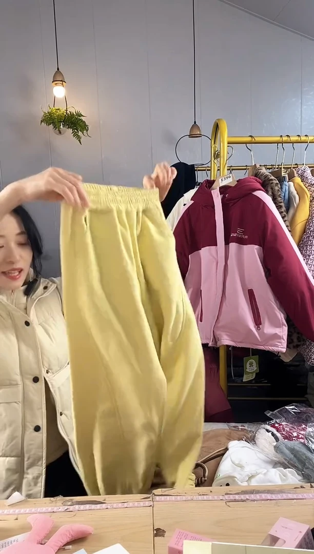 140码儿童春秋黄色卫裤【294