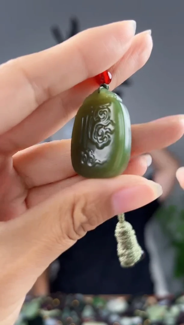 颈饰未镶嵌和田玉拍一发一，多样性发货