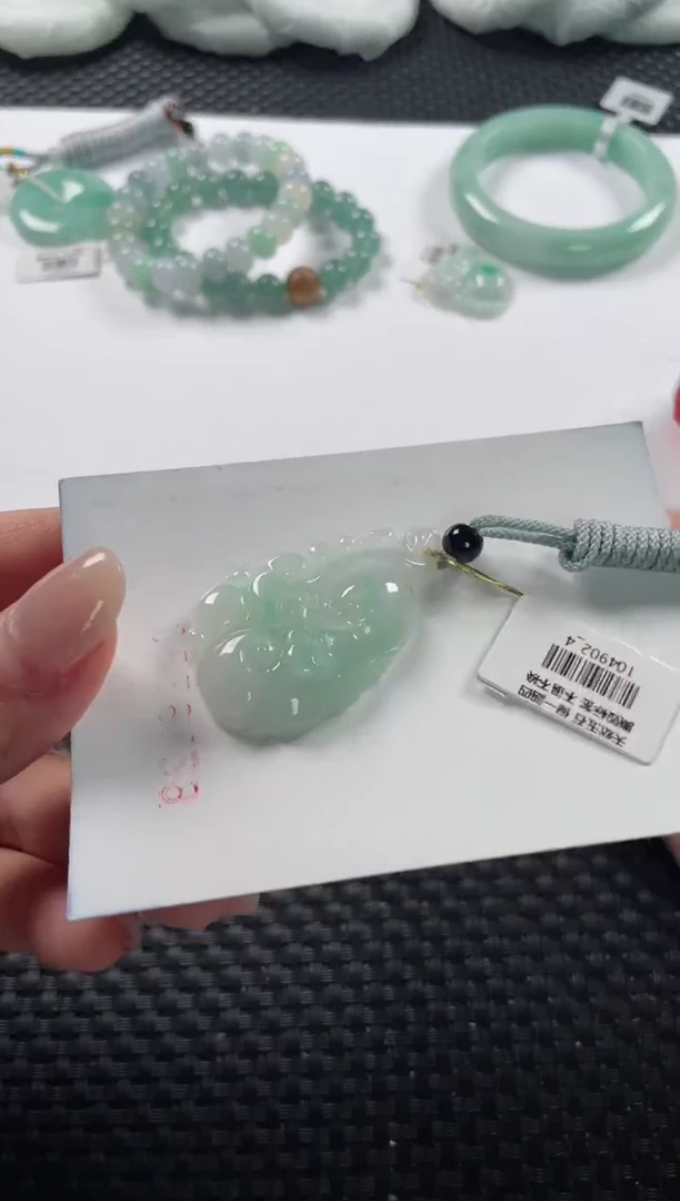 颈饰未镶嵌翡翠基地发货H 0873